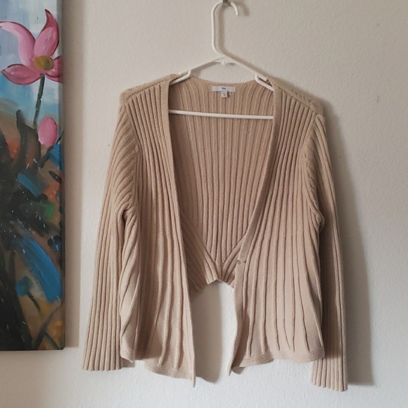 Gap Cream Cardigan/Shrug Size Medium - Picture 1 of 9